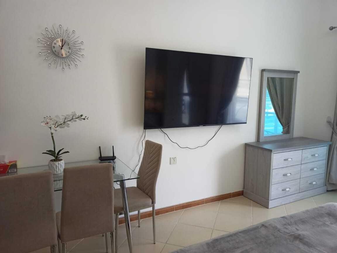 Diamond 2 Tower Marina Appartement *